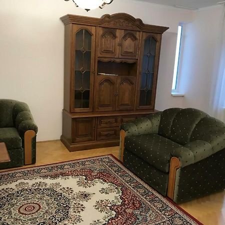 Gabor Pal 1 Apartman 2 Szoba Dunafoldvar Екстериор снимка