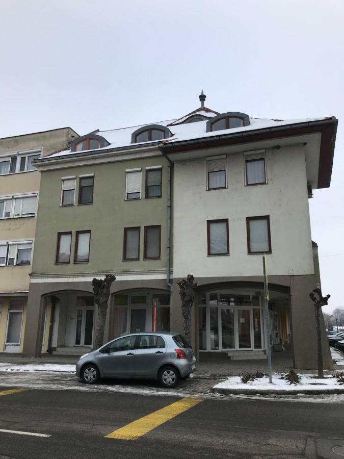 Gabor Pal 1 Apartman 2 Szoba Dunafoldvar Екстериор снимка