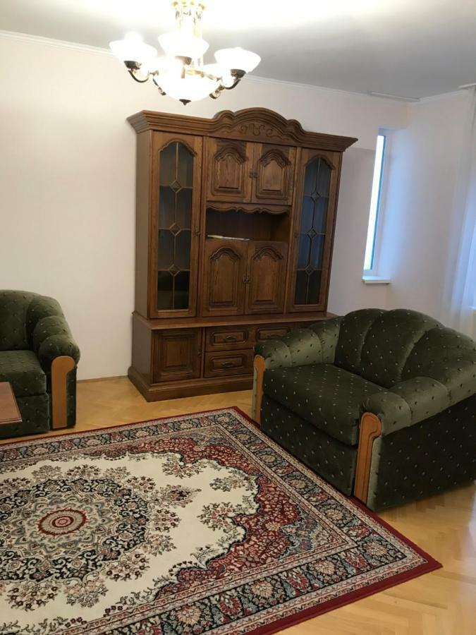 Gabor Pal 1 Apartman 2 Szoba Dunafoldvar Екстериор снимка