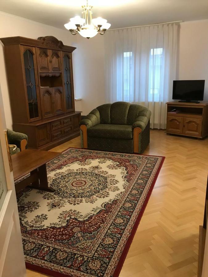 Gabor Pal 1 Apartman 2 Szoba Dunafoldvar Екстериор снимка
